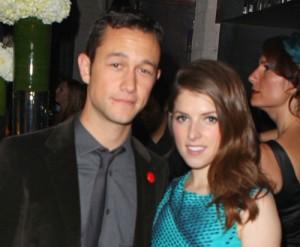 2011__10__Joseph Gordon Levitt Anna Kendrick Oct3newsbt 300×247.jpg