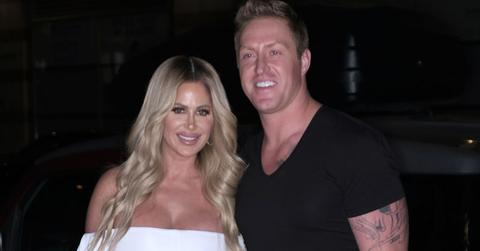 //Kim Zolciak Husband Bikini PP