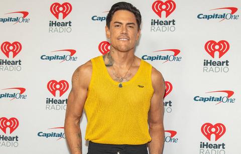 tom sandoval slams cake store mega