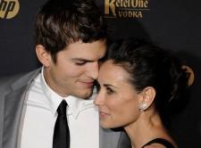 2009__10__okashtondemi 225×166.jpg