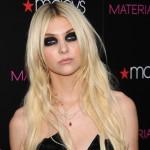 2010__09__Taylor_Momsen_Sept23newsne 150×150.jpg