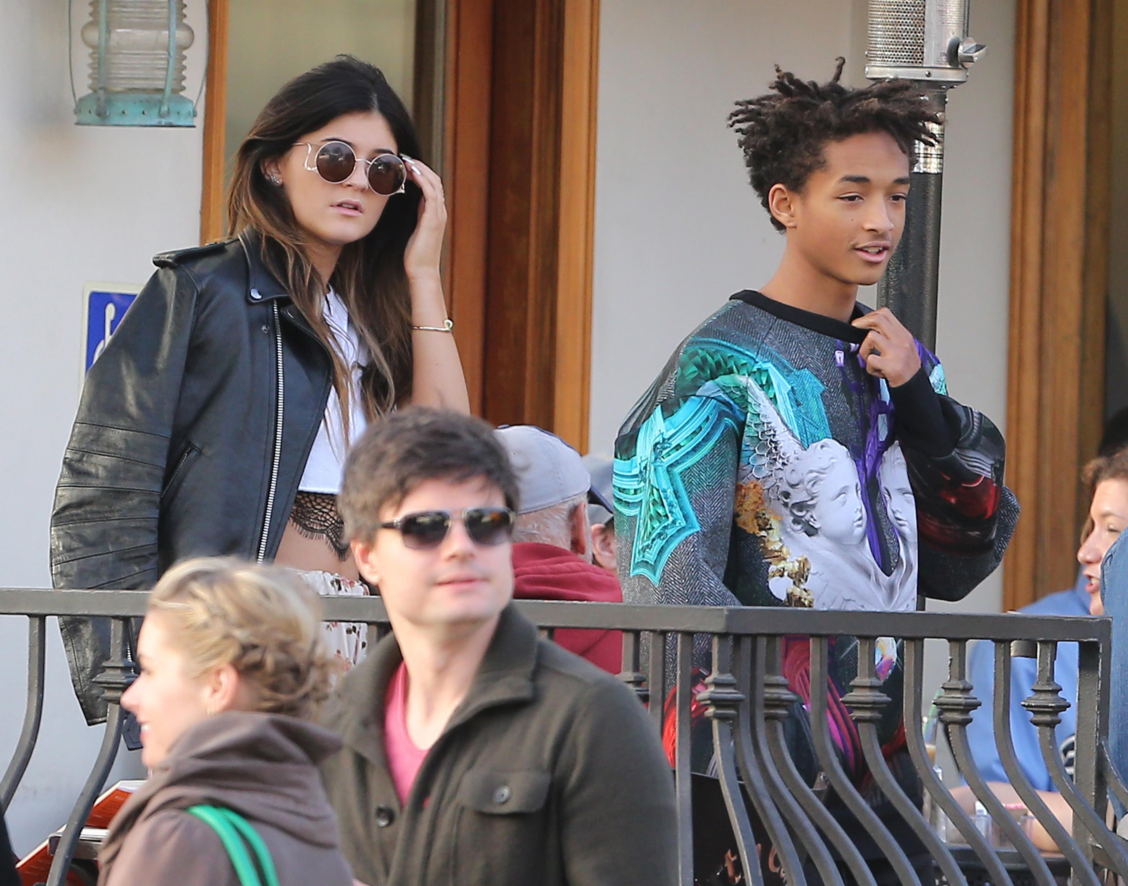 Exclusive&#8230; Kylie Jenner &amp; Jaden Smith Lunch With Friends