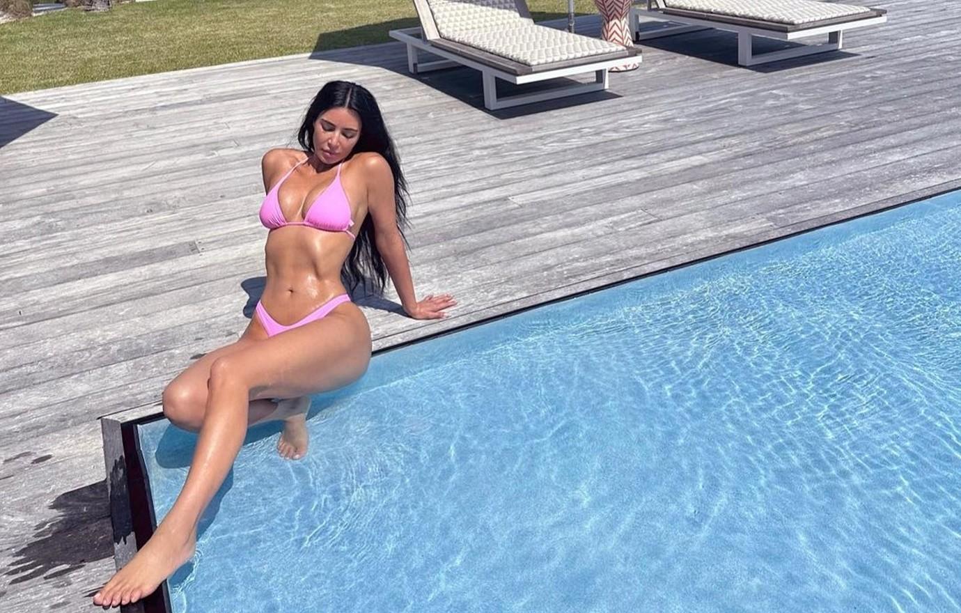 Kylie Jenner shows off boobs and bare butt in tiny thong bikini in 26th  birthday thirst traps after boob job confession