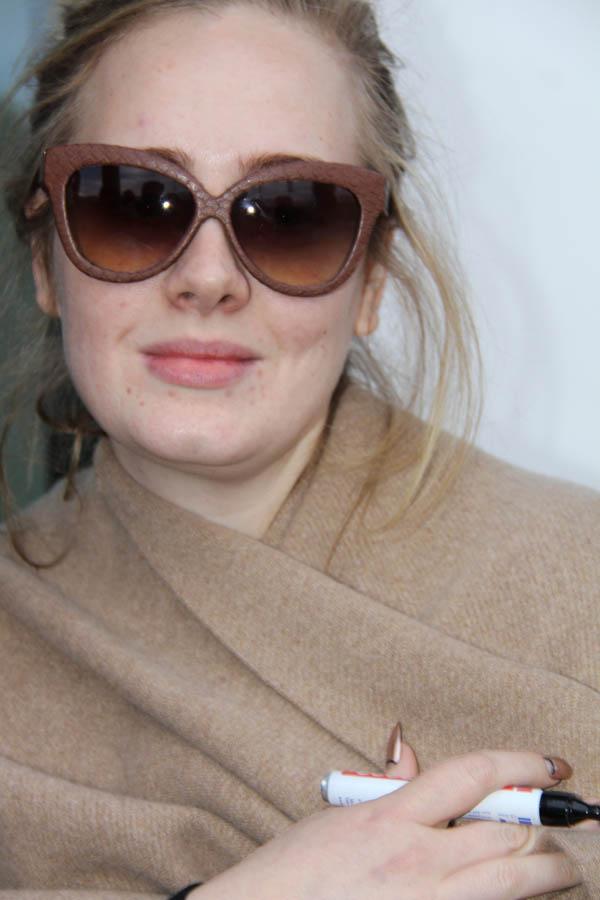 adele no makeup