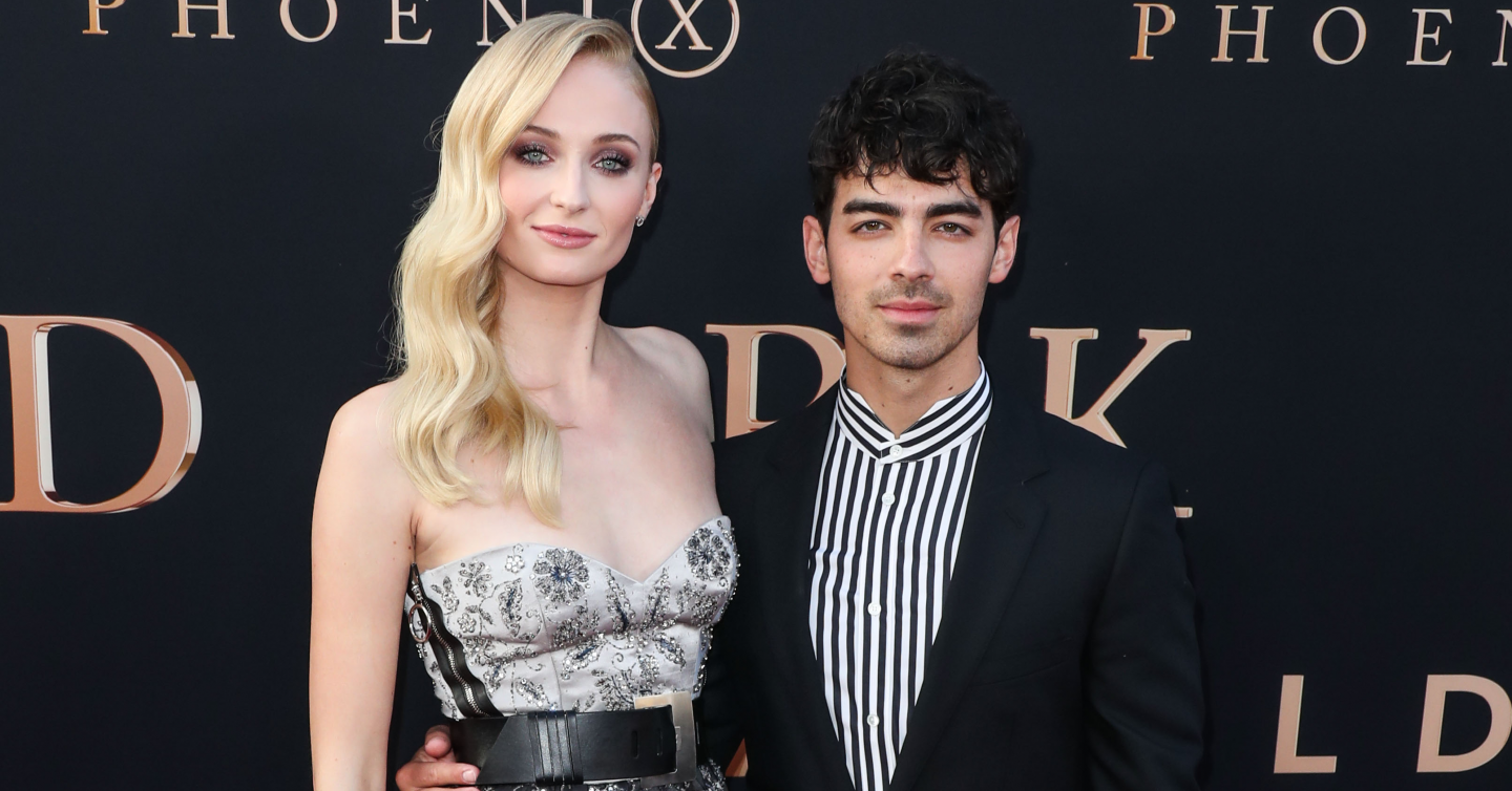 Joe Jonas & Pregnant Sophie Turner Make TikTok