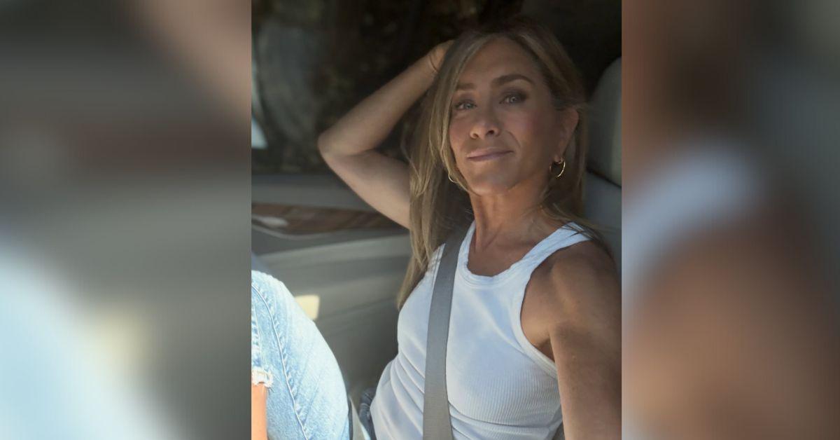 image of Jennifer Aniston went braless in a new photo.