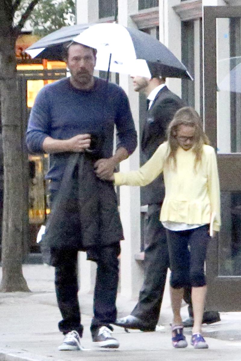 *EXCLUSIVE* Ben Affleck and daughter Violet step out in London