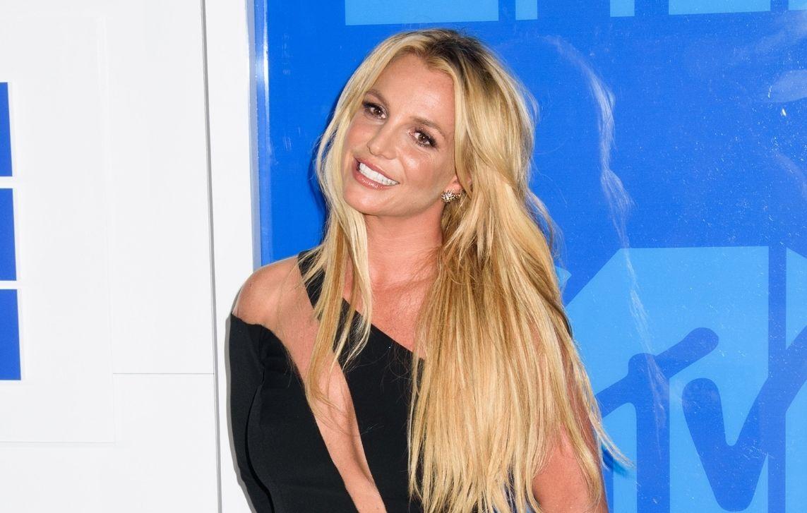 britney spears shades jamie lynn upcoming memoir good morning america