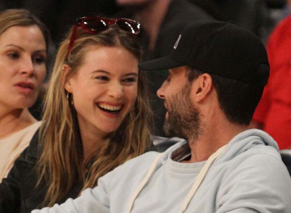 Adam Levine and Behati Prinsloo04