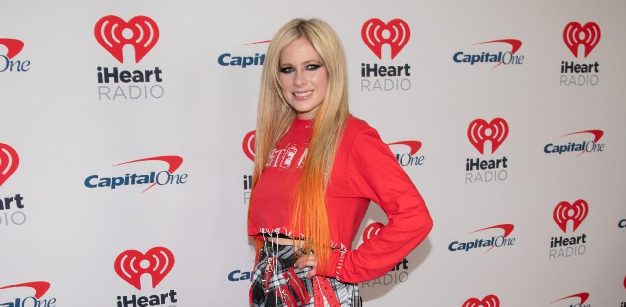 watch protestor avril lavigne juno awards show