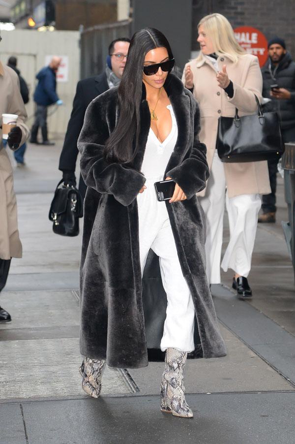 Kim kardashian fur coat photos nyc 07