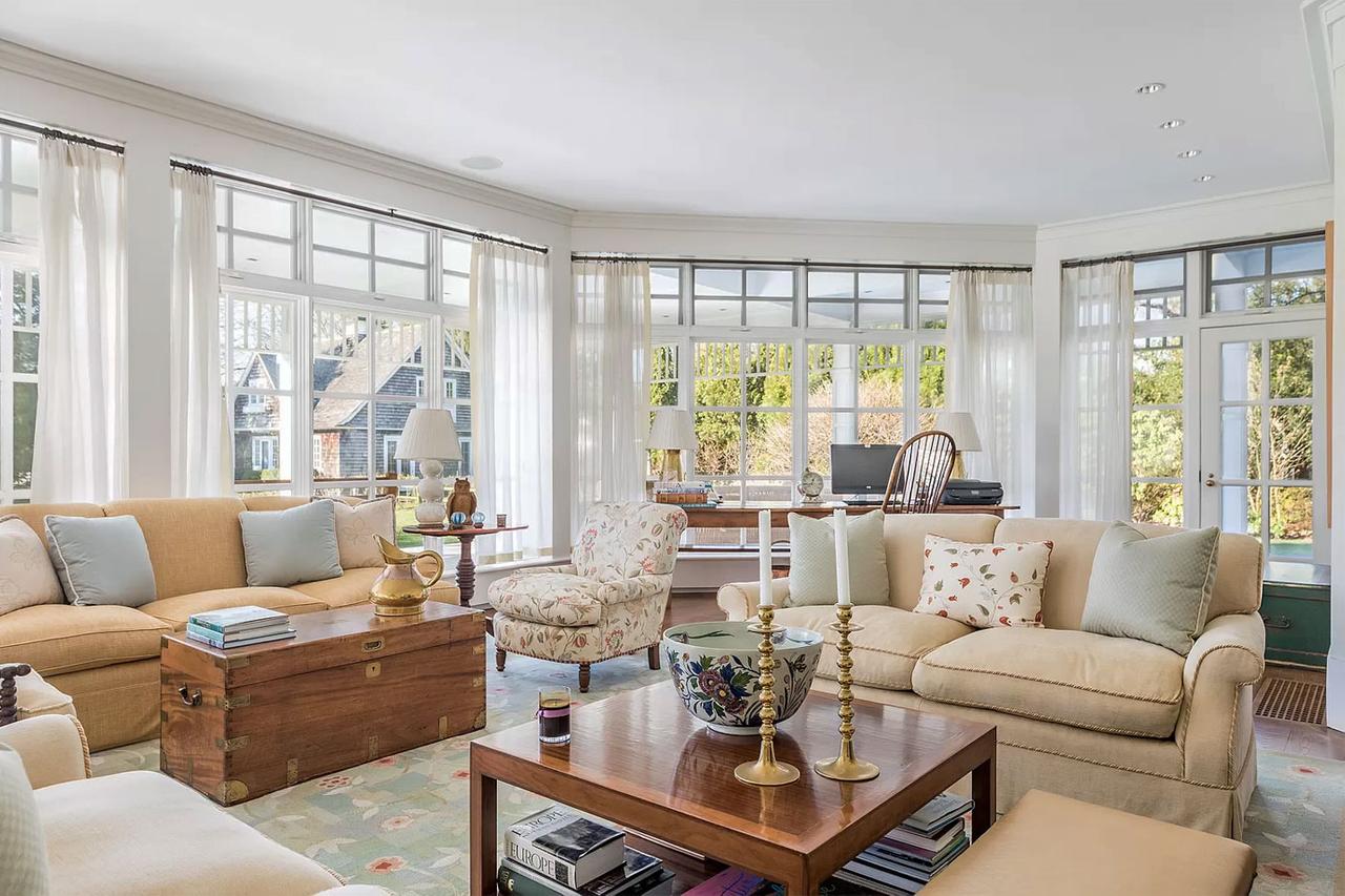 Candice Bergen Lists Long Time East Hampton Home: See Photos