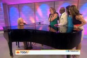 2011__06__Carole_King_Meredith_Vieira_June8newsnea 300×200.jpg