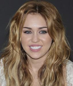 2010__11__okmagazine horoscopes mileycyrus 255&#215;300.jpg