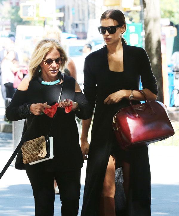 Irina shayk bradley cooper mom outing 04