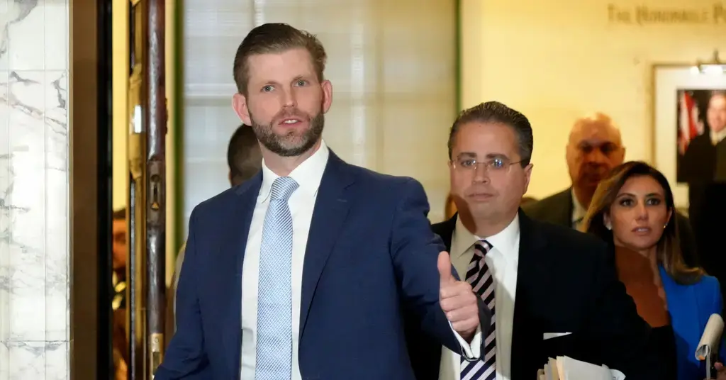 eric trump ridiculed confusing crowd joe biden motorcade supporters