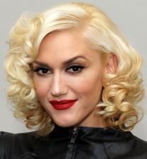 2010__02__okmagazine style gwen stefani 208×225.jpg