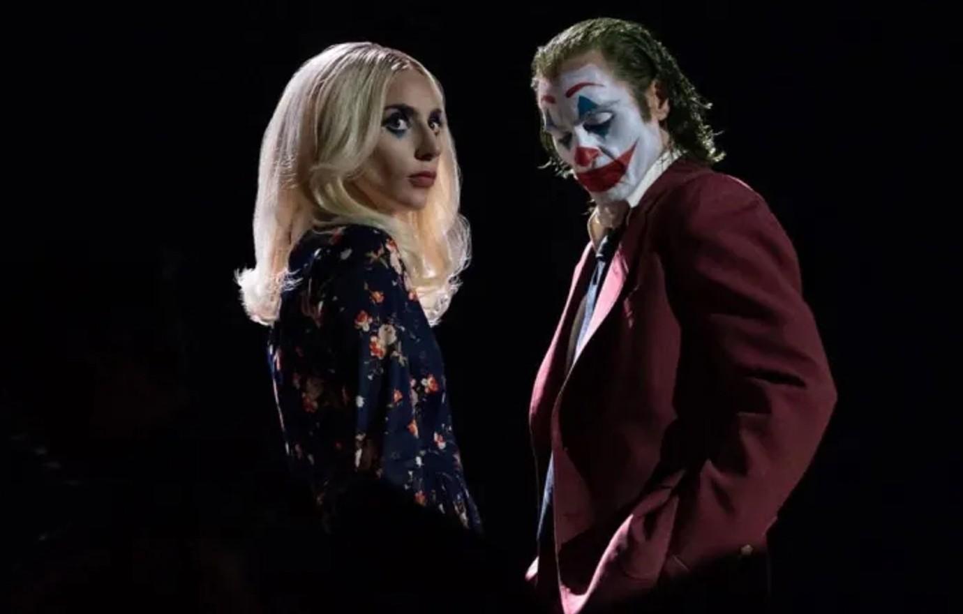 joaquin phoenix says it was impressive lady gaga lost so much weight for role in new joker movie