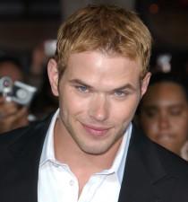 2009__11__wenn26590921 210×225.jpg