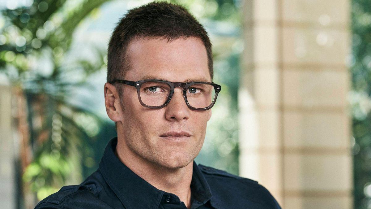 Photo of A former Fox News digital staff member claimed that Tom Brady was surrounded by 'yes-men.'