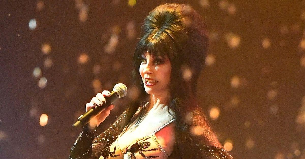 ariana grande issues apology to elvira over incident