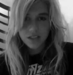 2010__10__Kesha_LL_antibullying_Oct6news 245×300.jpg