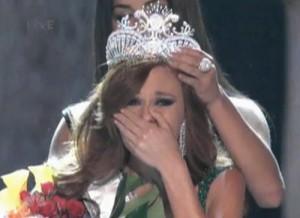 2011__06__Alyssa_Campanella_June20news 300×218.jpg