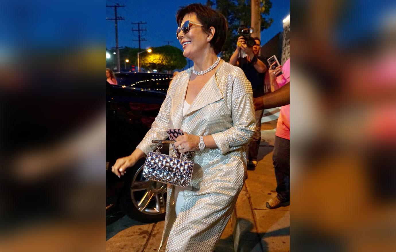 Kris jenner unrecognizable new photo 2