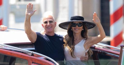 Photo of Jeff Bezos and Lauren Sanchez