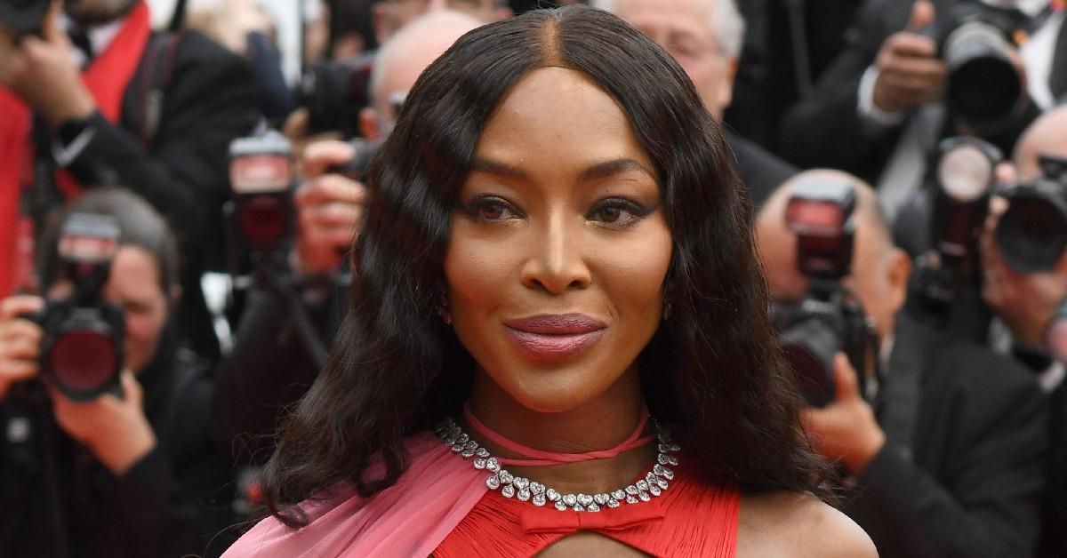 Naomi Campbell suffers MAJOR nip slip as her entire boob becomes exposed  leaving Madonna's party - Mirror Online