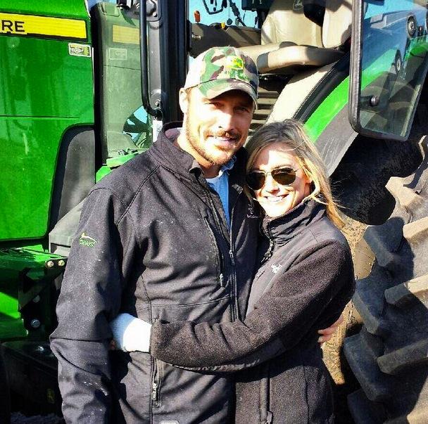 Chris soules whitney bischoff reunite iowa 04