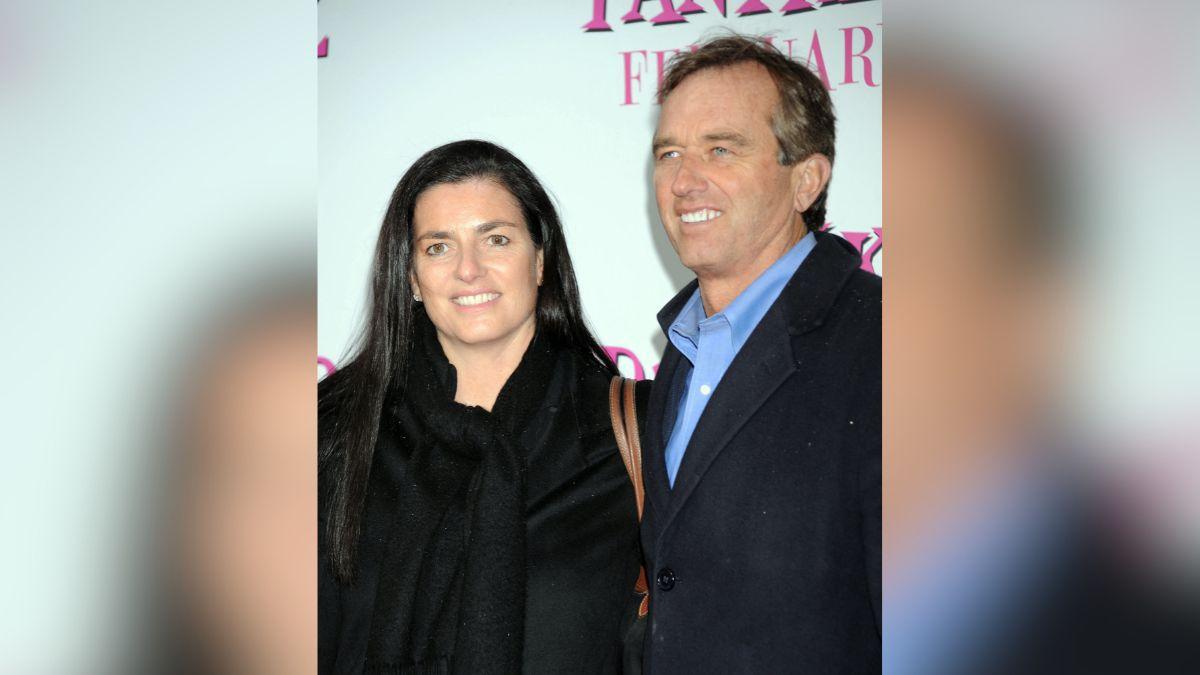 image of Mary Richardson Kennedy reportedly took RFK Jr.'s diaries as 'insurance' during the couple's divorce.