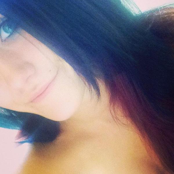 Jenelle evans cleavage