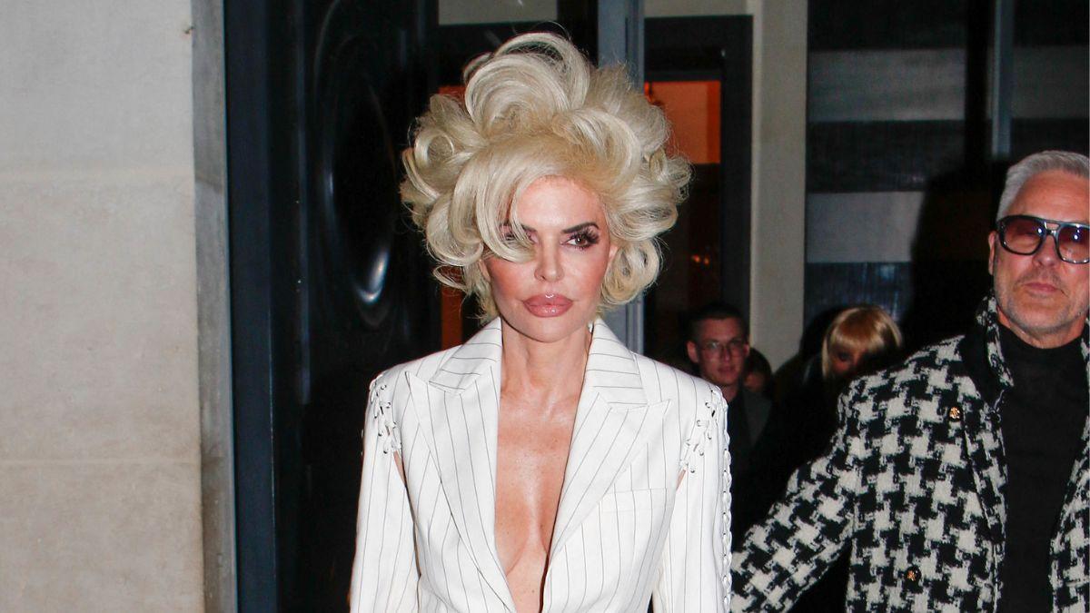 lisa rinna memoir biggest bombshells you better believe im gonna talk about it