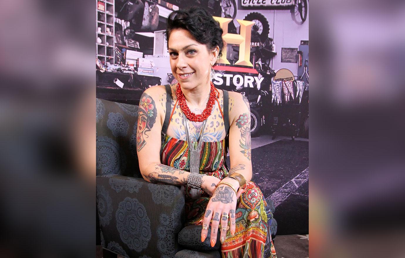 Danielle american pickers feet