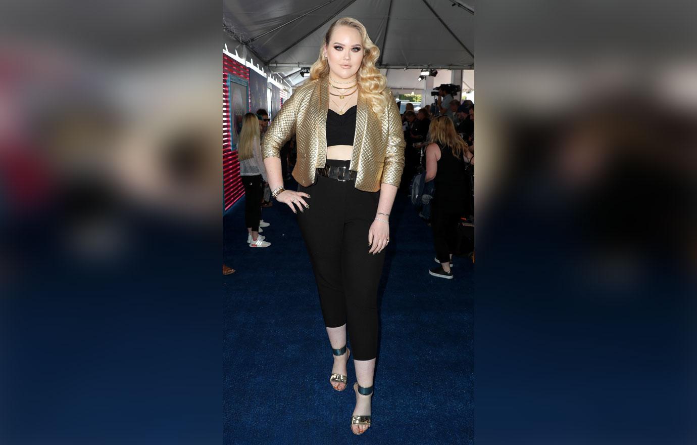 NikkieTutorials At Teen Choice Awards, Arrivals, Los Angeles, USA - 13 Aug 2017