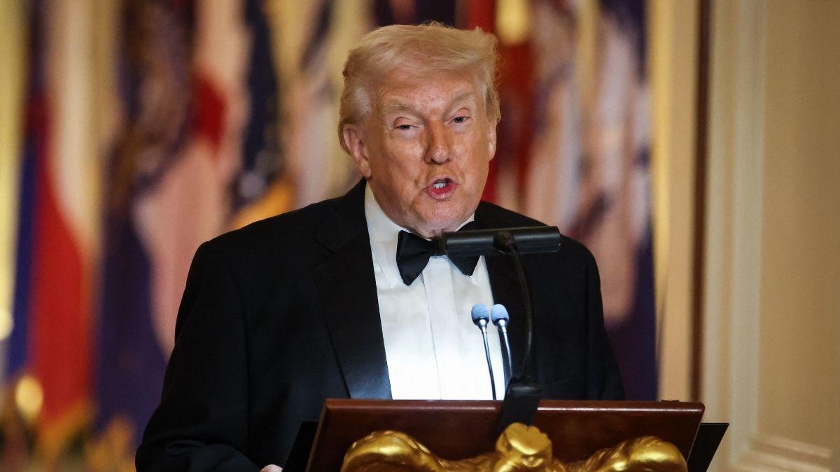 Image of Activist groups accused Bari Weiss of aligning with the administration and criticized her past editorial decisions at CBS.