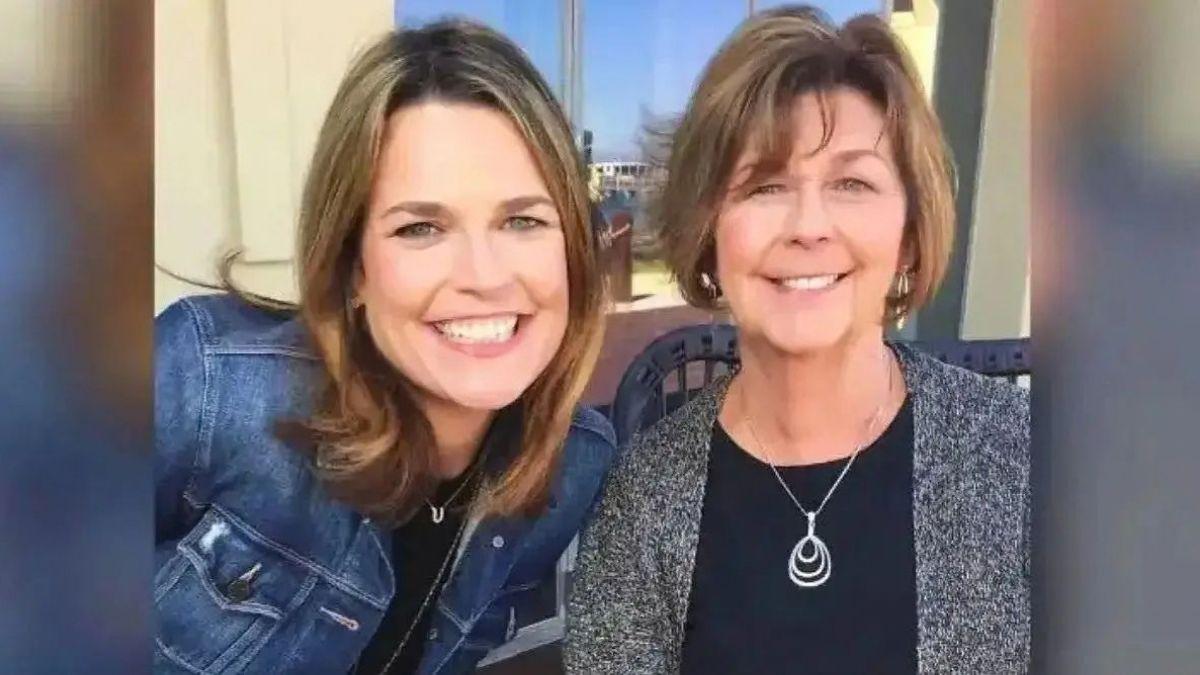 photo of savannah guthrie and mom nancy guthrie