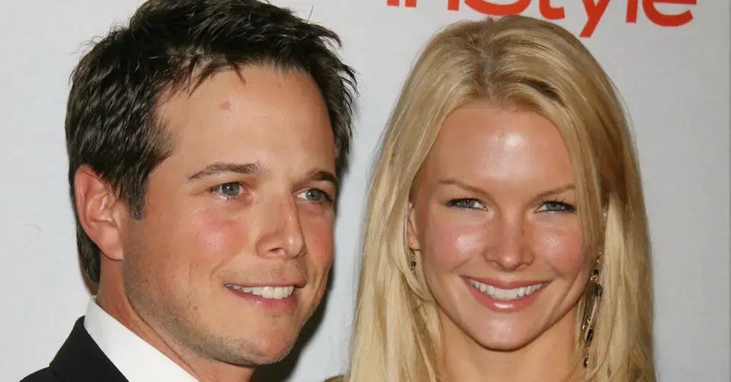 scott wolf estranged wife kelley detained cops shocking split
