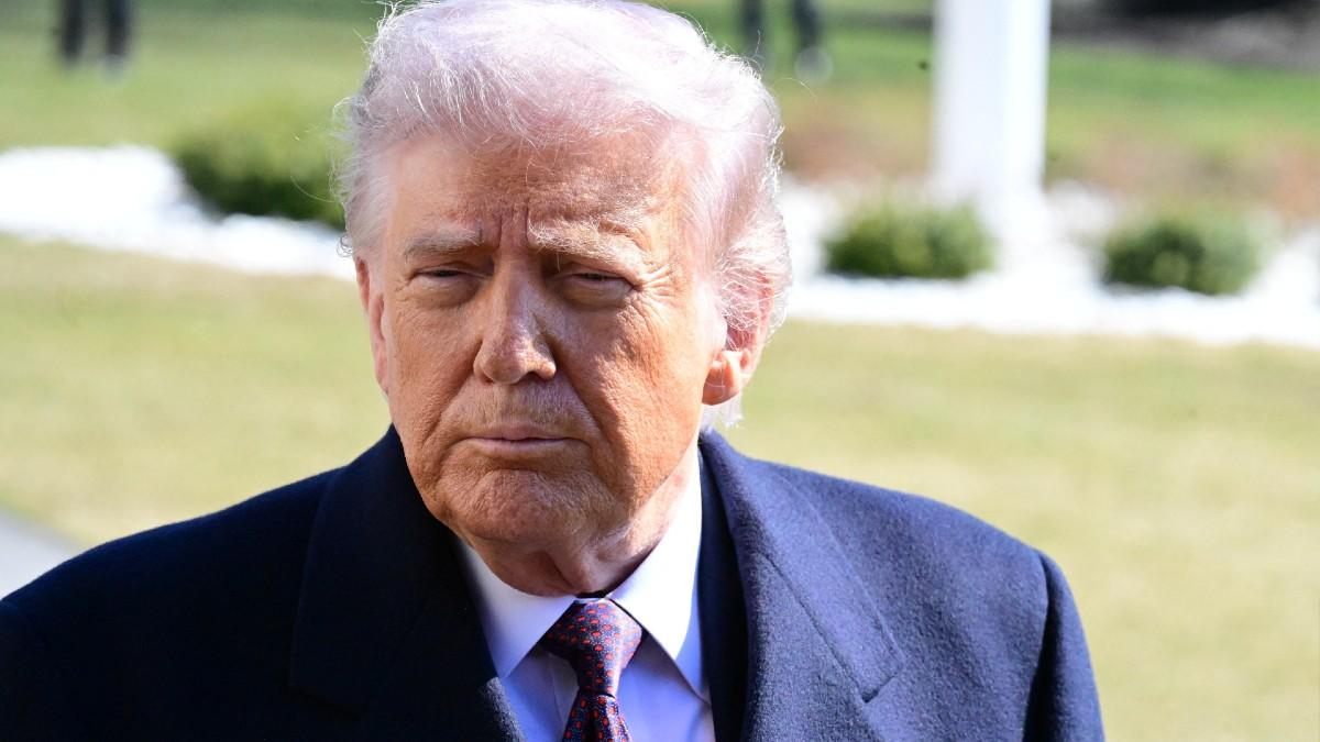 image of Many of Donald Trump ex-staffers have weighed in on his health. 