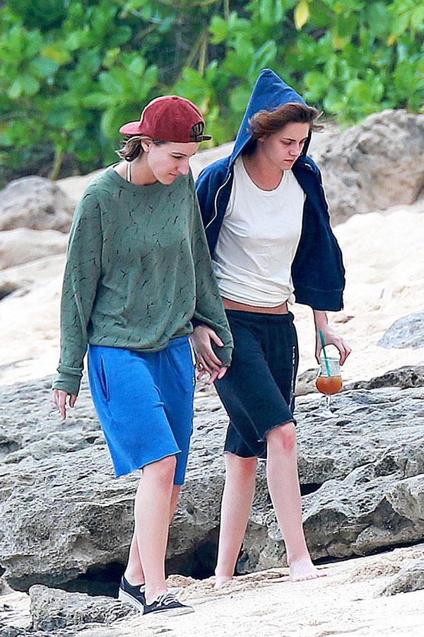 Kristen Stewart And Rumored Girlfriend Alicia Cargile Pack On The PDA—See  The Photos!
