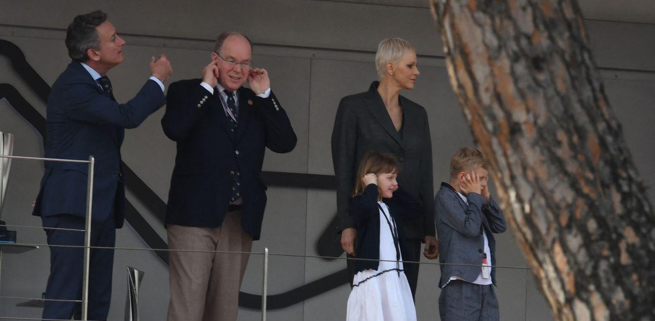 prince albert princess charlene awkward pda divorce rumors