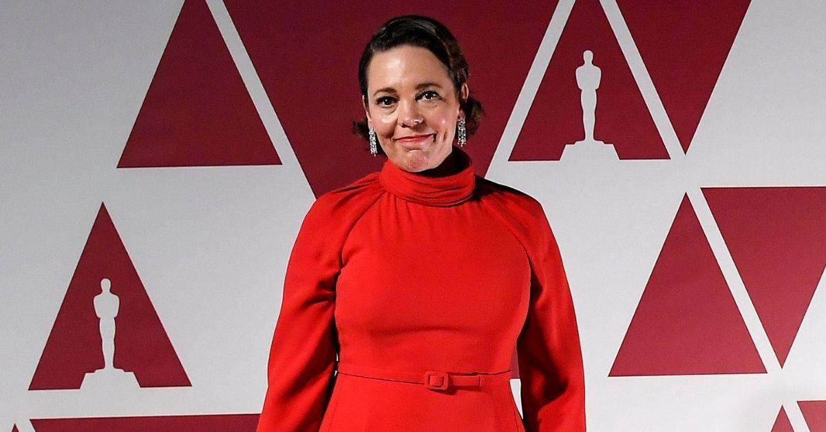 olivia colman tearful emmy acceptance speech father died during covid