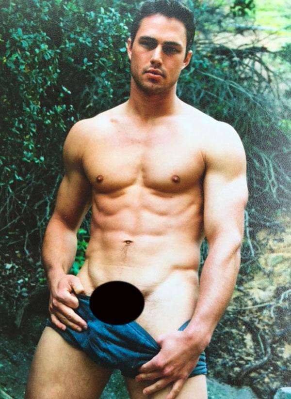 ​taylor kinney naked photos 03