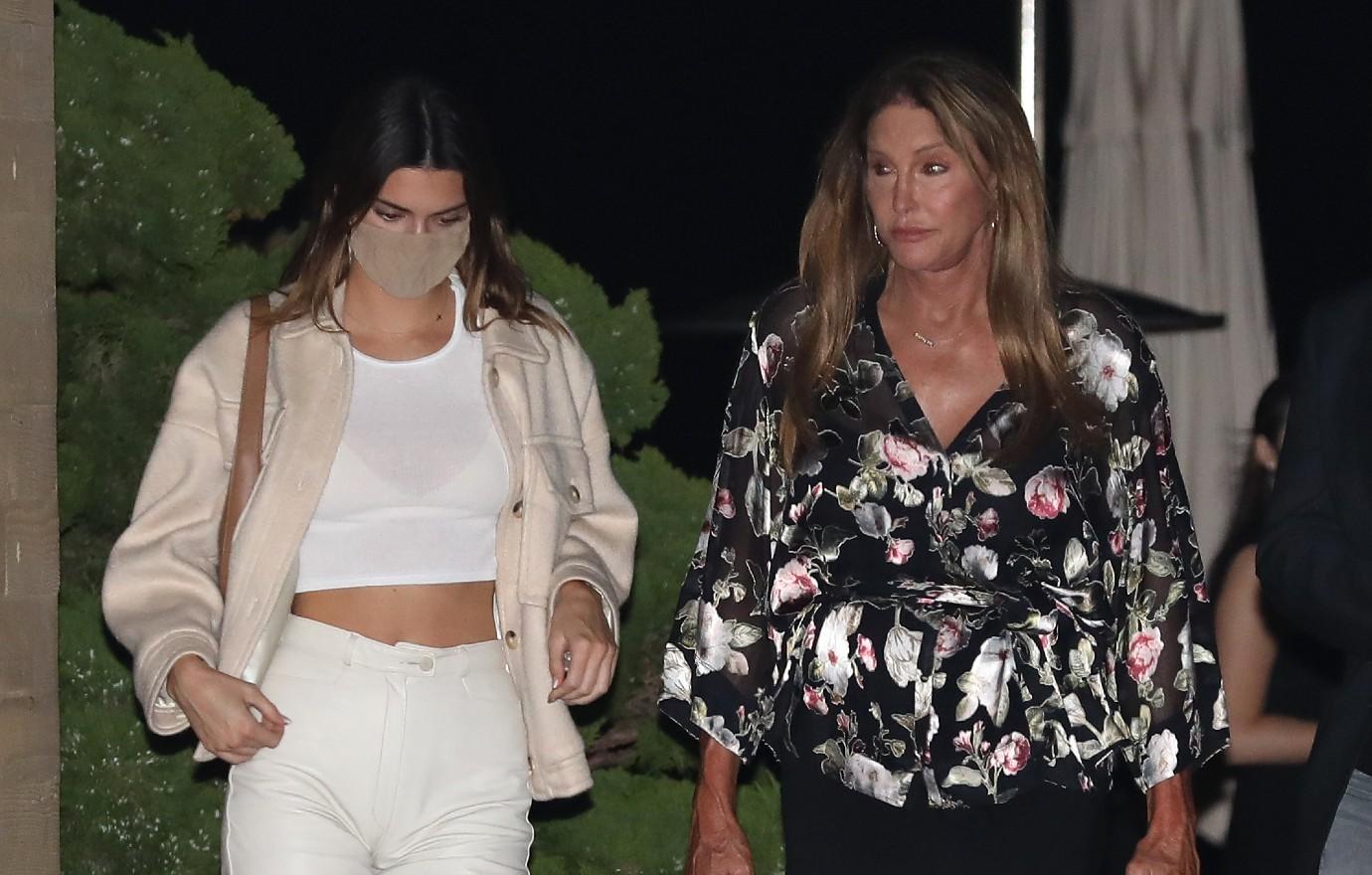 caitlyn jenner kendall snubbed kourtney kardashian wedding