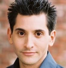 2010__02__okmagazine_andrew koenig 219×225.jpg