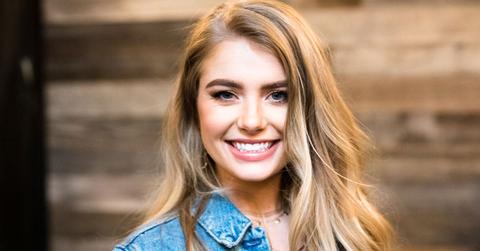 //Demi Burnett Queer PP