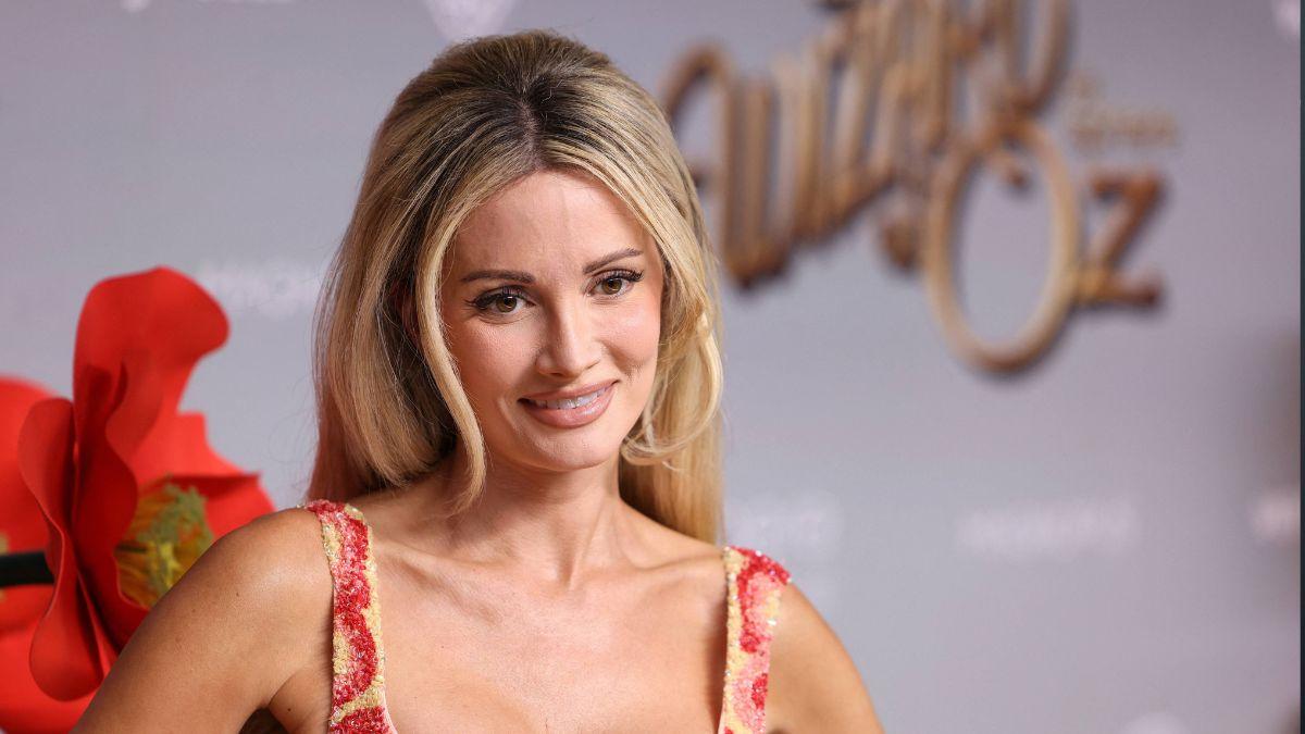 pic of Holly Madison. 