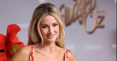 pic of Holly Madison.