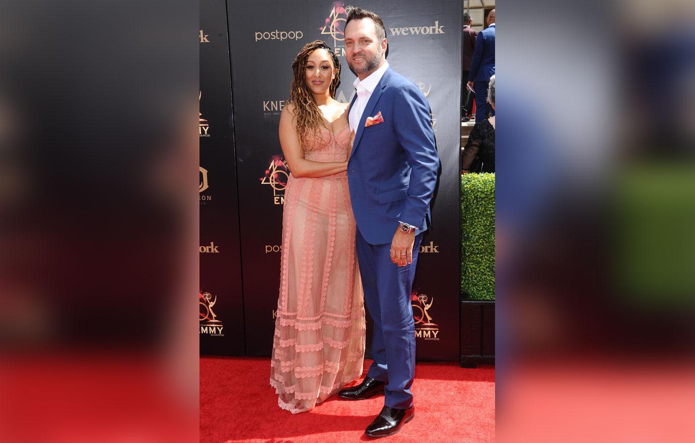 Tamera Mowry And Adam Housley At The 46th Daytime Emmy Awards